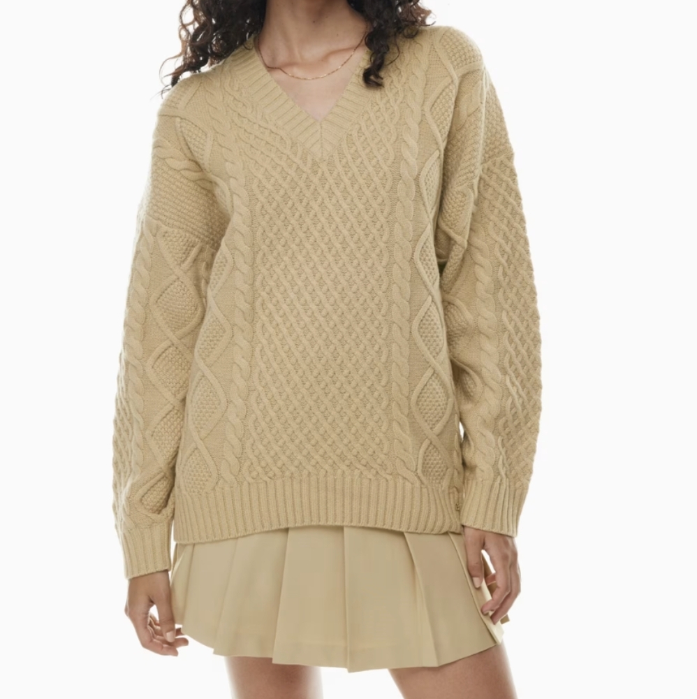 Aritzia V-neck Sweater